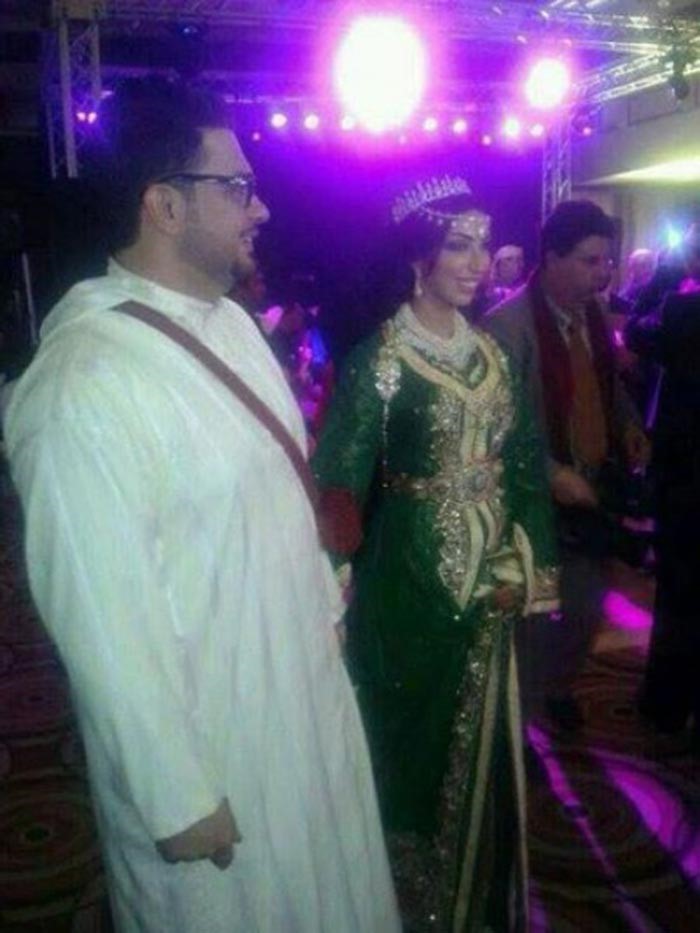 شاهد الصور الأولى لزفاف دنيا بطمة ووالد حلا الترك على الطراز المغربي 