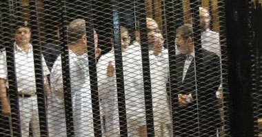 مرسي والإخوان يواجهون اتهامات بسرقة مواشي ودواجن السجون !