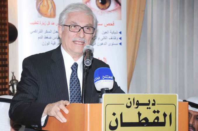 دكاظم بهبهاني متحدثا