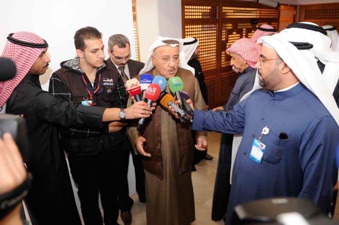 نبيل الفضل متحدثا في مجلس الامة امس