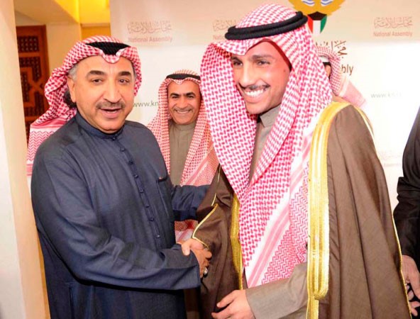 ﻿رئيس مجلس الامة مرزوق الغانم يبارك للنائب د عبدالحميد دشتي ﻿