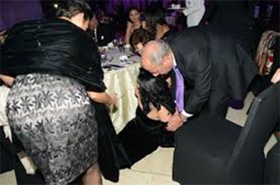 صور ومواقف أحرجت النجوم المصريين في 2013