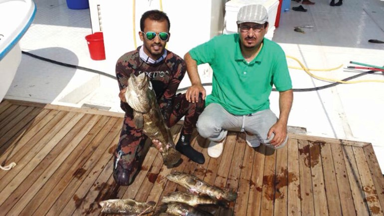 ﻿محسن المطيري مع والده واحلى صيد غوص﻿