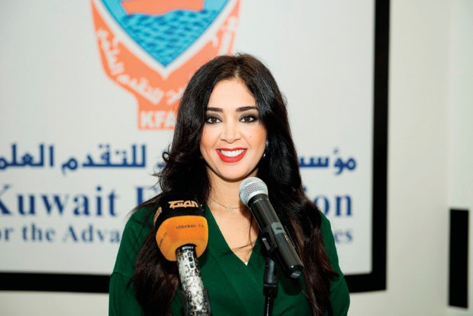 شيماء الشريدة متحدثة الى وسائل الاعلام﻿