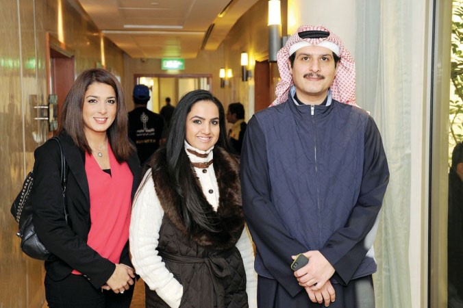 فريق الخليج للتامين خلال انعقاد المؤتمر الصحافي﻿
