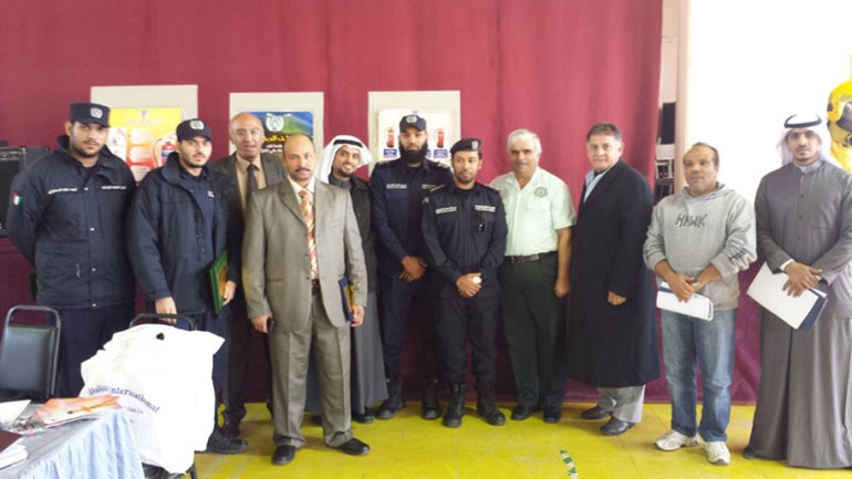 لقطة جماعية لمنظمي ورشة العمل 