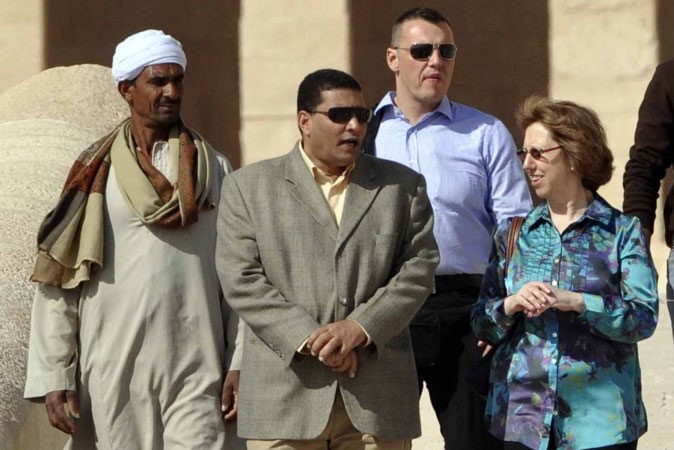 المنسق العام لشؤون السياسية الخارجية للاتحاد الاوروبي كاترين اشتون تزور الاقصر مع عائلتها
لقضاء عطلة عيد الميلاد افپ