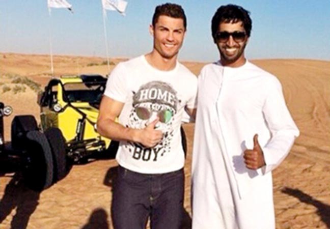 بالفيديو.. رونالدو في رحلة برية بصحراء الإمارات