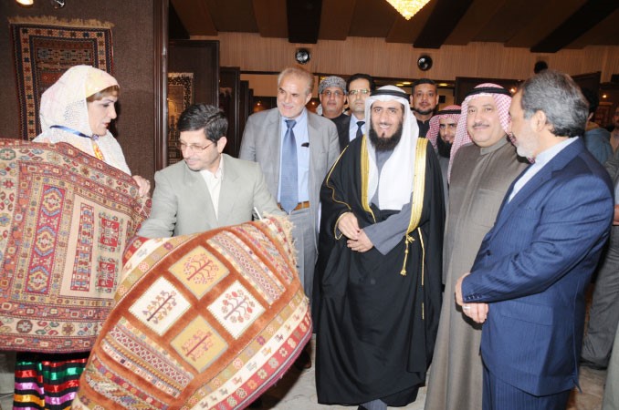 جولة داخل الملتقى 	انور الكندري﻿