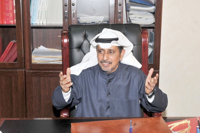 مدير السجل المركزي للمواليد والوفيات في وزارة الصحة راشد العازمي في حوار مع الانباء 