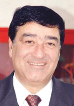 عدنان زين الدين﻿