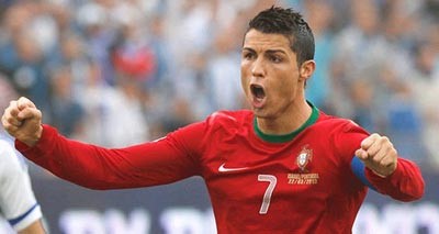 بالفيديو.. «هاتريك» رونالدو في مرمى السويد «الأكثر جنونًا» في 2013 