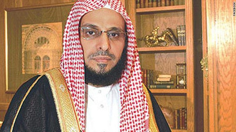 القرني نفى دعوته لركعتي وداع 2013.. والعريفي حذر 