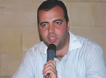 النائب العام يأمر بالتحقيق في بلاغ يتهم إعلامياً بتسريب تسجيلات صوتية لسياسيين ونشطاء
