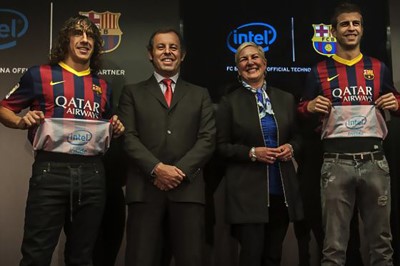 صورة: برشلونة يضع إعلاناً جديداً في أغرب مكان على قميصه!