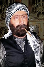 مصطفى الخاني وشخصية جديدة﻿