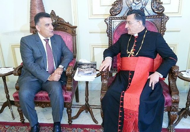البطريرك بشارة الراعي مستقبلا المدير العام للامن العام اللواء عباس ابراهيم محمود الطويل 