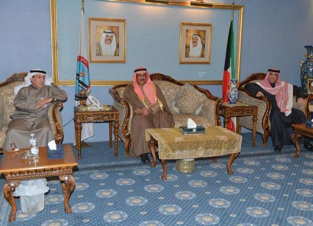 الشيخ دابراهيم الدعيج خلال لقائه الرئيس التنفيذي للشركة الكويتية لنفط الخليج