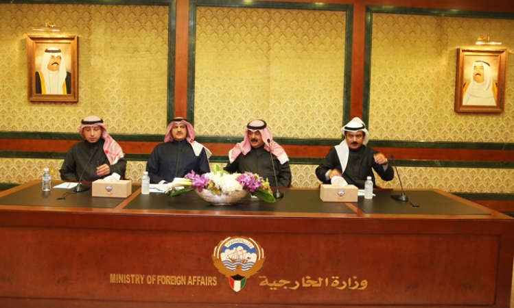 خالد الجارالله خلال الاجتماع﻿