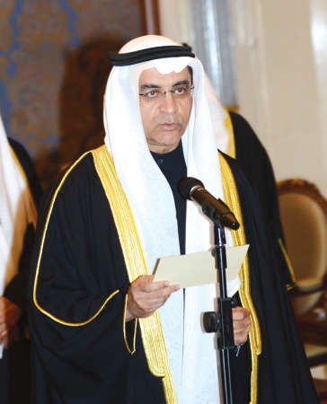 احمد المليفي خلال اداء القسم