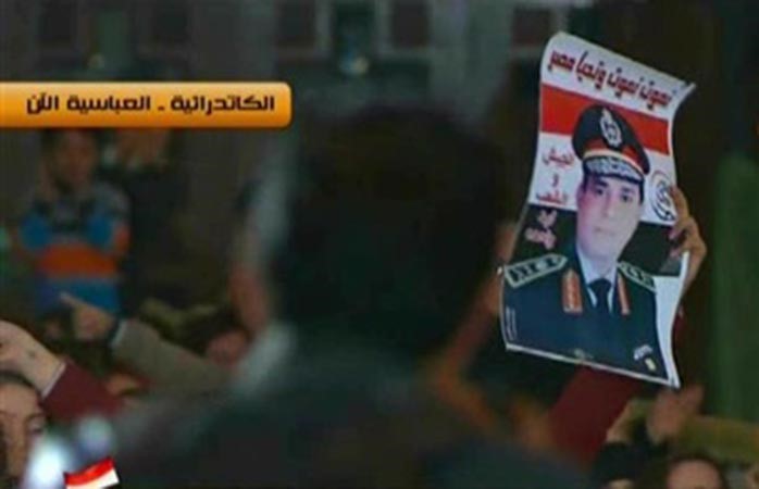 بالفيديو.. الكاتدرائية تشتعل بالتصفيق بعد توجه البابا تواضروس بالتحية لــ "السيسي" 