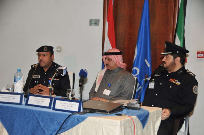 العقيد نجيب الشطي والعقيد اسكندر الكندري والمقدم عبدالاله العبدالسلام في الندوة﻿