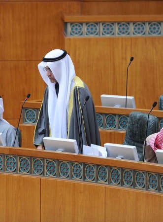 احمد المليفي يؤدي اليمين