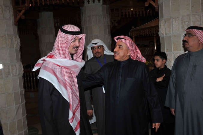 دعبدالحميد دشتي مستقبلا عبداللطيف عباس مناور