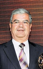 احمد العجوز