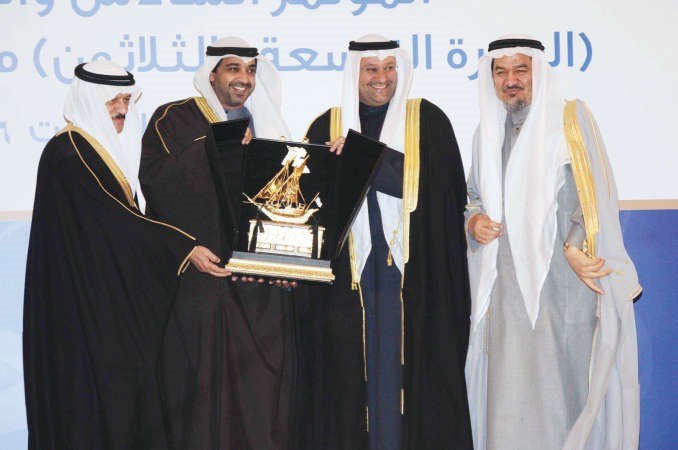 تكريم الشيخ محمد العبدالله	محمد خلوصي﻿