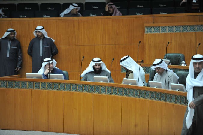 محمد طنا واحمد المليفي ودعلي العبيدي ودفهد العجمي وياسر ابل