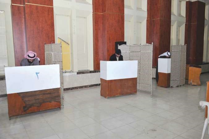 جانب من عملية الاقتراع ﻿