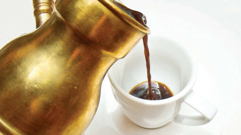 القهوة أفضل علاج للصداع الناتج عن الإرهاق