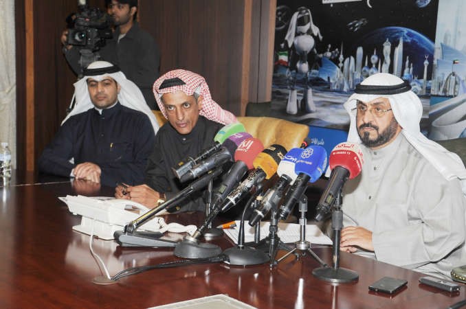 مفهاد المطيري ومحمد العجمي خلال المؤتمر الصحافي 	قاسم باشا﻿