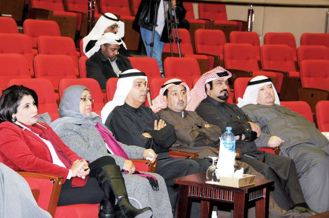 معلي اليوحة ومحمد العسعوسي وكاملة العياد ودفهد السليم في مقدمة الحضور﻿
