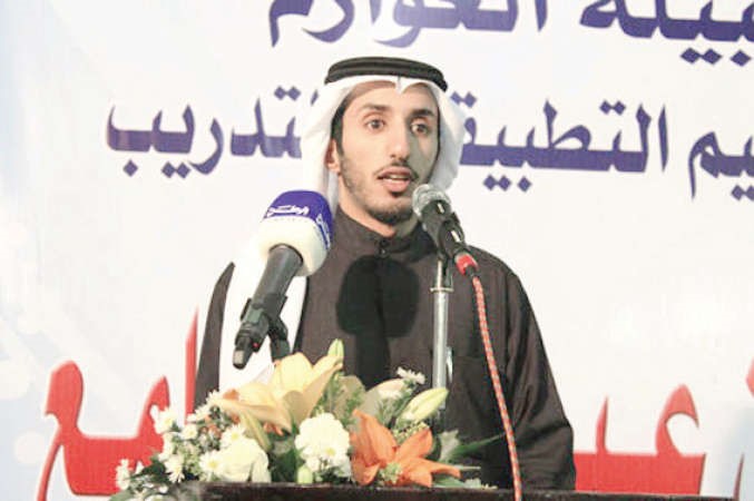 الرميضي يكشف عن ابتكاره الشعري الجديد