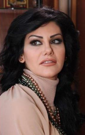 فنانة سورية تنجو من الموت بأعجوبة بعد تحطّم سيارتها