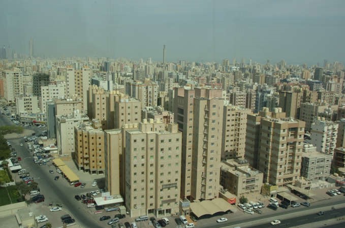 ذوو الدخل المنخفض والمتوسط يحاولون الانتقال من بناية استثمارية الى اخرى هربا من زيادة الايجارات