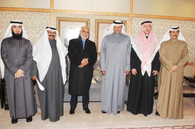 د العبيدي يتوسط الوكلاء المساعدين في الصحة