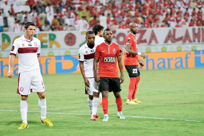تحد مثير بين لاعبي الاهلي والوحدة اليوم