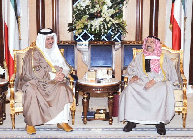 صاحب السمو الامير الشيخ صباح الاحمد مستقبلا سمو رئيس الوزراء الشيخ جابر المبارك 