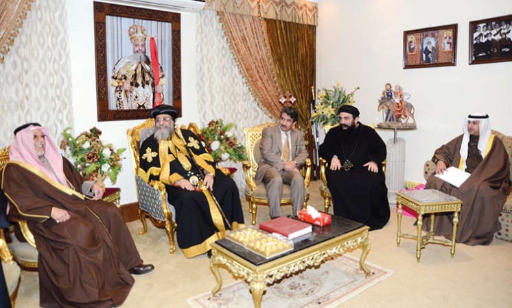 بابا الاسكندرية وبطريرك الكرازة المرقسية مرحبا بالشيخ علي الجراح بحضور السفير الزمانان