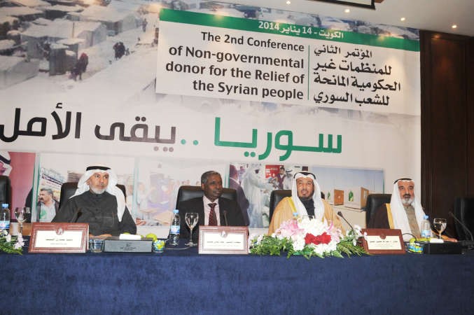 د عبدالله المعتوق متوسطا احمد الجاسر وعطاالله بخيت ووليد السيف