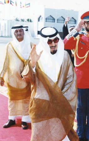 جابر الأحمد.. نصــف قـــرن من العطاء الإنساني