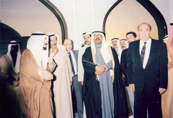 سمو الامير الراحل الشيخ جابر الاحمد مع المغفور له باذن الله العم خالد المرزوق رحمهما الله﻿