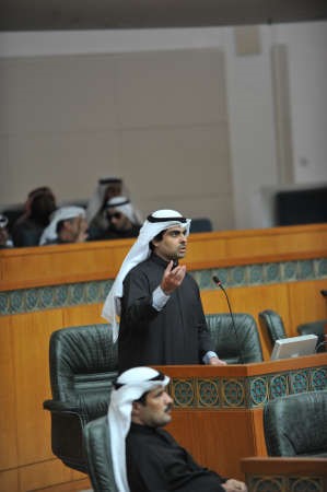رياض العدساني ﻿