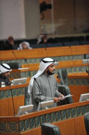 دمحمد الحويلة
﻿