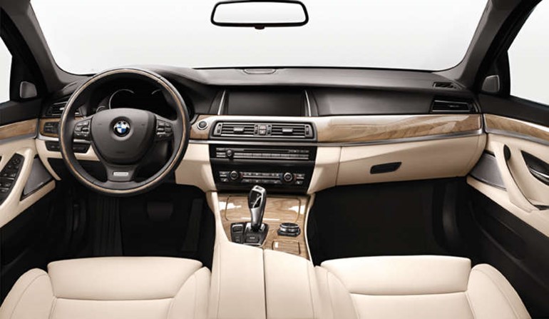 عروض مذهلة لـ BMW من «الغانم»