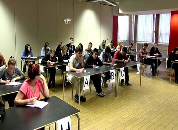 بالفيديو.. طائرة بدون طيار لمراقبة قاعة الاختبارات في مدارس بلجيكية