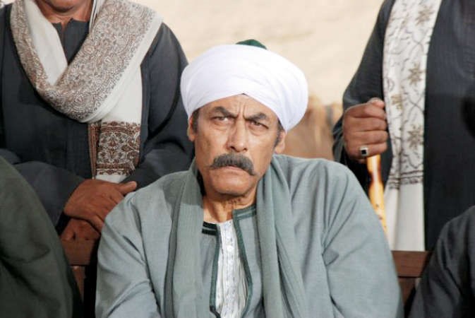 احمد بدير في احدى شخصياته التلفزيونية﻿